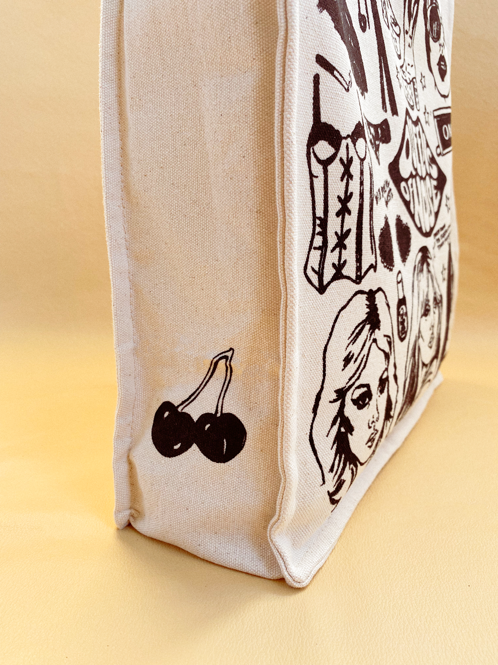 Queens of Noise Tote